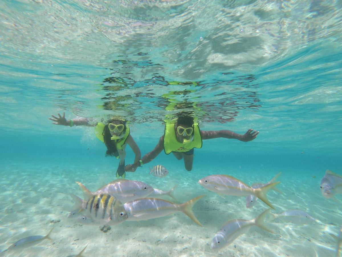 Paradise Island Beach Resort Punta Rucia Bagian luar foto