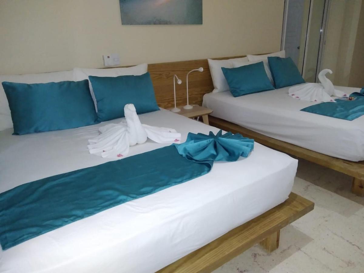Paradise Island Beach Resort Punta Rucia Bagian luar foto