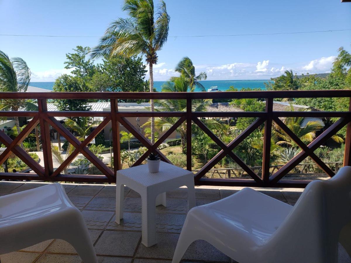 Paradise Island Beach Resort Punta Rucia Bagian luar foto