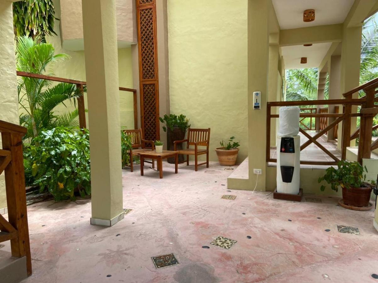 Paradise Island Beach Resort Punta Rucia Bagian luar foto