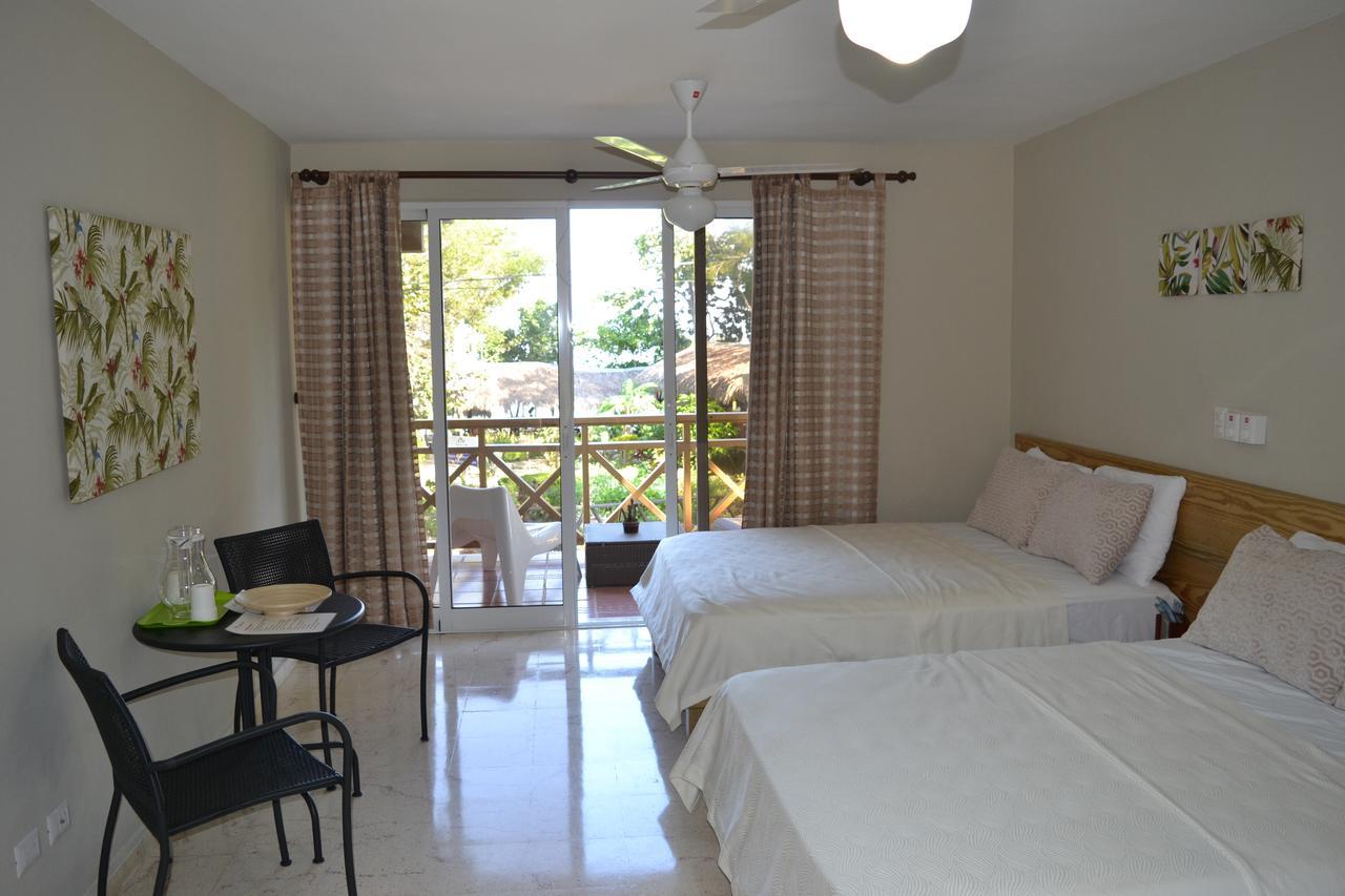 Paradise Island Beach Resort Punta Rucia Ruang foto