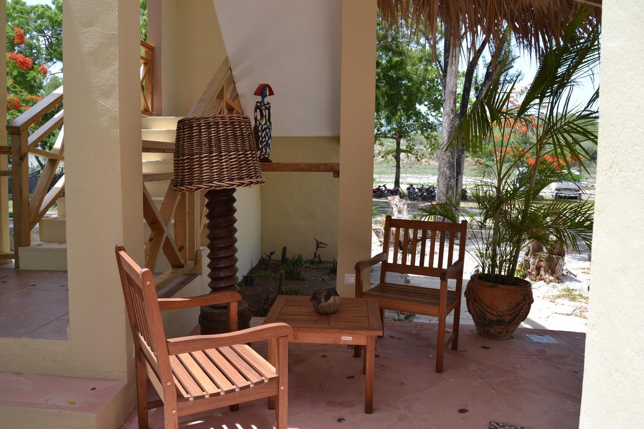 Paradise Island Beach Resort Punta Rucia Bagian luar foto