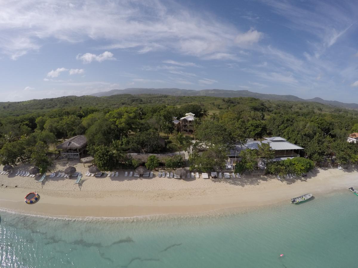 Paradise Island Beach Resort Punta Rucia Bagian luar foto