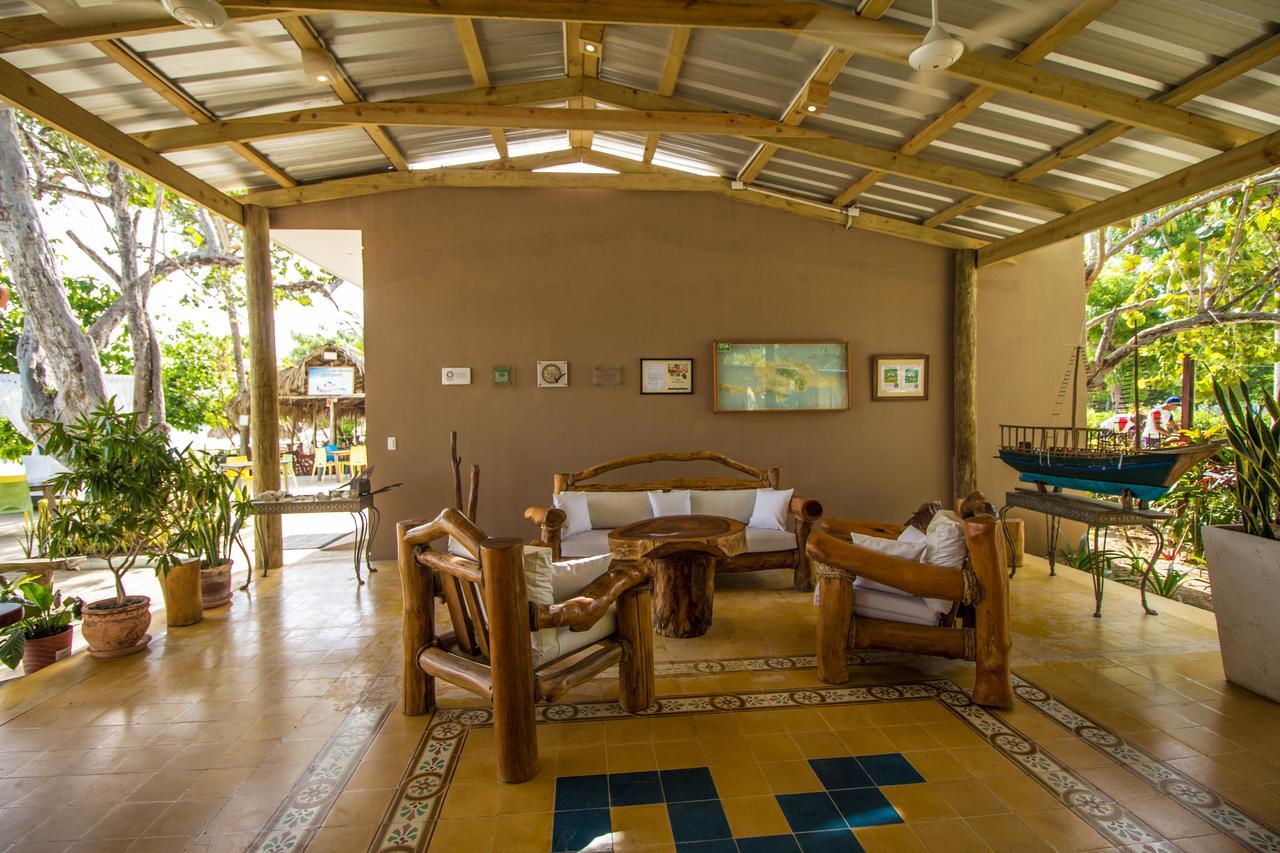 Paradise Island Beach Resort Punta Rucia Bagian luar foto