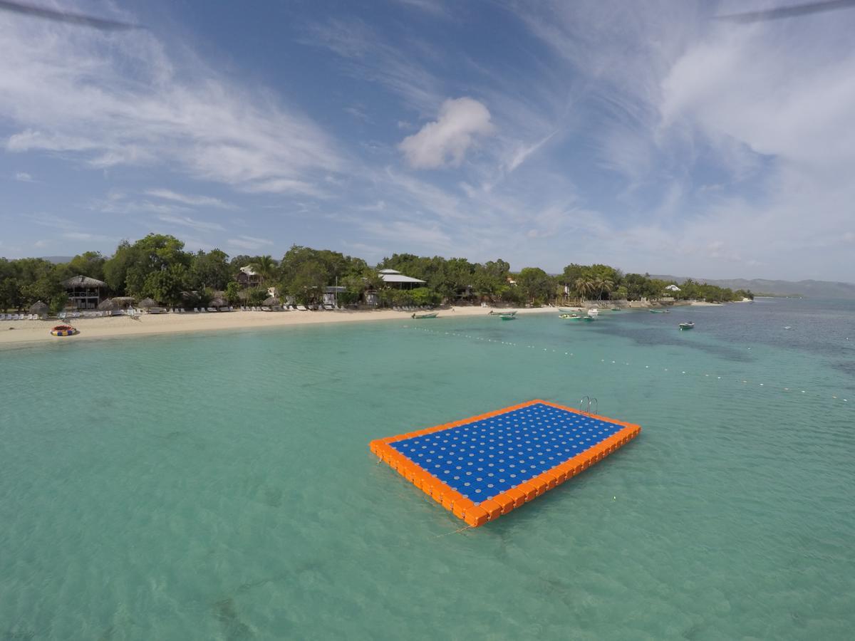 Paradise Island Beach Resort Punta Rucia Bagian luar foto